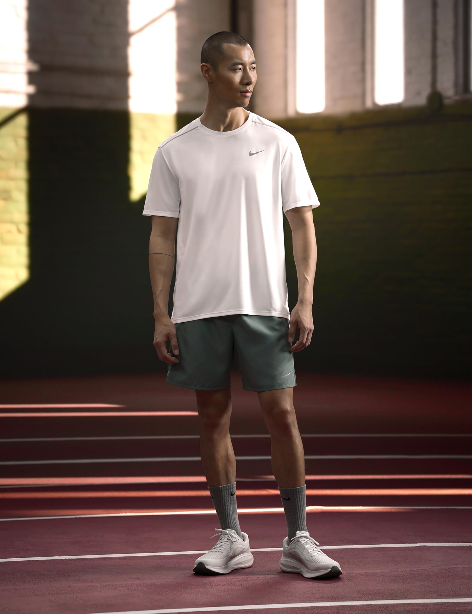 Nike Nike Miler Haut de Running Dri-fit À Manches Courtes pour Homme Haut de Course à Manches Courtes Homme