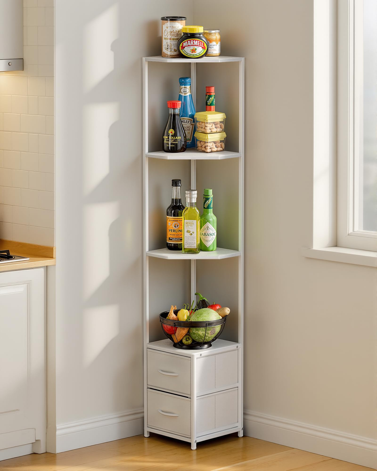 Housolution Scaffale d'Angolo con Portaoggetti, 6 Piani Alto 63,4" con 2 Cassetti di Stoffa, Scaffale d'Angolo Indipendente per Soggiorno Camera da Letto Cucina Bagno (Bianco)