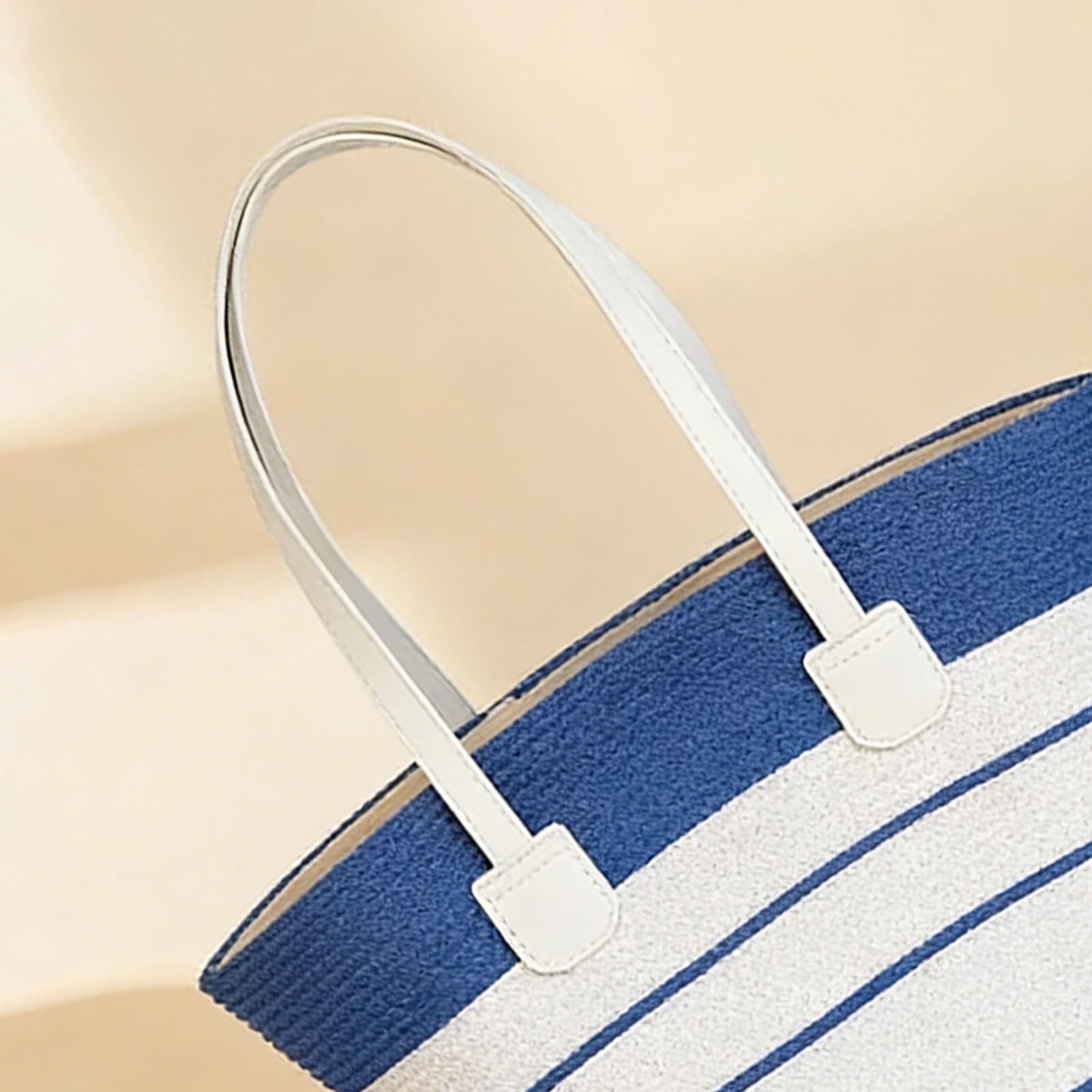 Lot de 2 chapeaux de plage à larges bords rayés en rotin avec sac fourre-tout tissé à la main et sac à bandoulière portable pour vacances, pique-nique, bord de mer