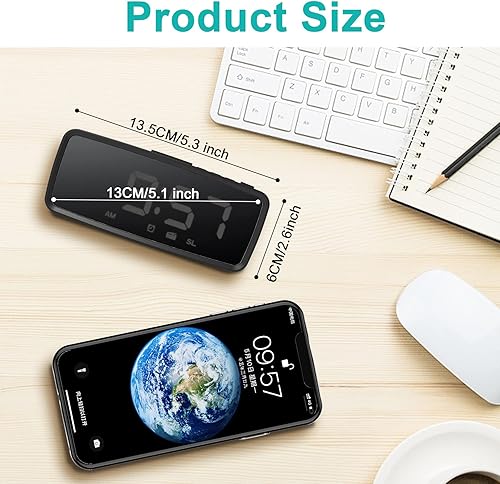 Miniatura 2 de Reloj despertador de radio, despertador digital para dormitorios con radio FM, pantalla LED de brillo ajustable, repetición, funciona con pilas,