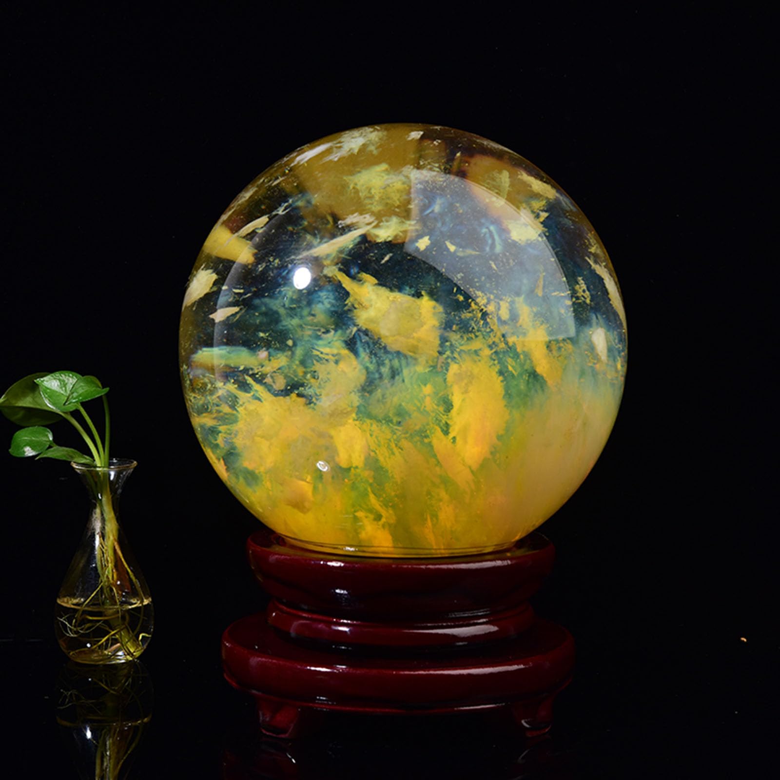 CYVXCPPGI Citrine Crystal Ball with Stand, Smelting Quartz Yellow Crystal Sphere, Feng Shui Aura Home Decor, Crystal Stone Figurine,16cm