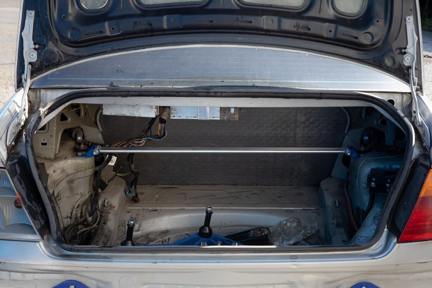 Taiko Rear Tower Strut Bar Brace compatible with BMW 3 series, E46, 1998-2006