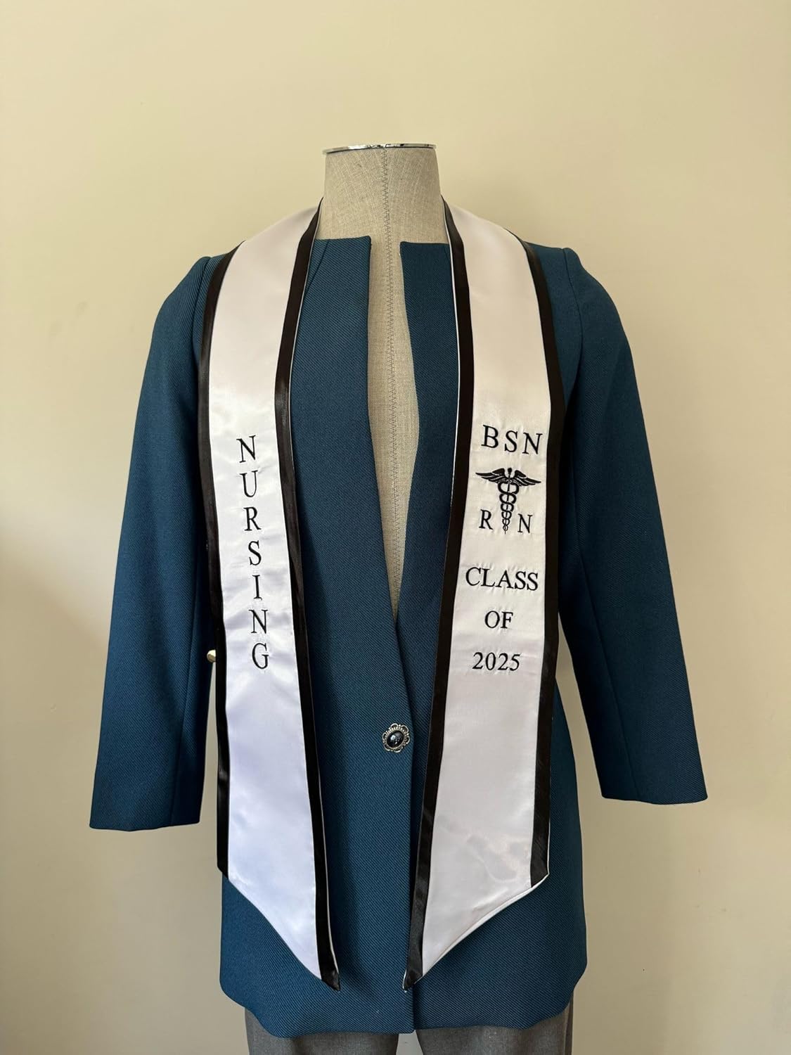 Ovaltag Nursing Graduation Stole Class of 2025 With Medical Logo, Gift for Nurse Student White with Black Trim