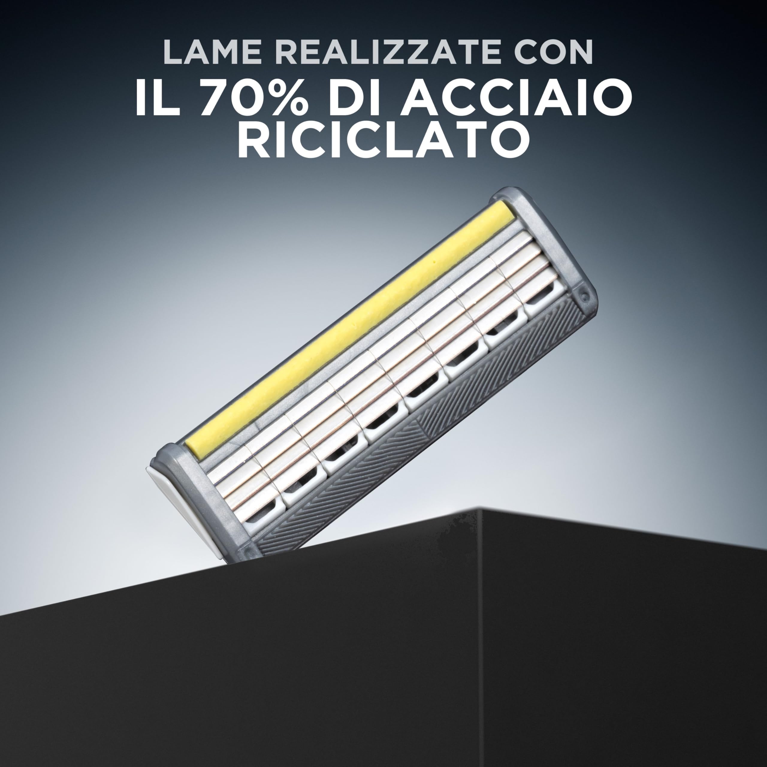 Wilkinson Sword - Quattro Essential 4 Sensitive - Rasoio Usa & Getta - Rasoio a 4 Lame per Uomo con Striscia Lubrificante con Aloe - Lame rivestite in Diamante - Confezione x3+1