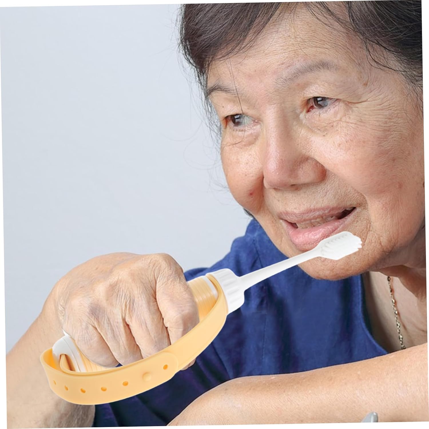 Sponge Toothbrush for Elderly Soft Bristle Brush for Seniors Hand Tremors
