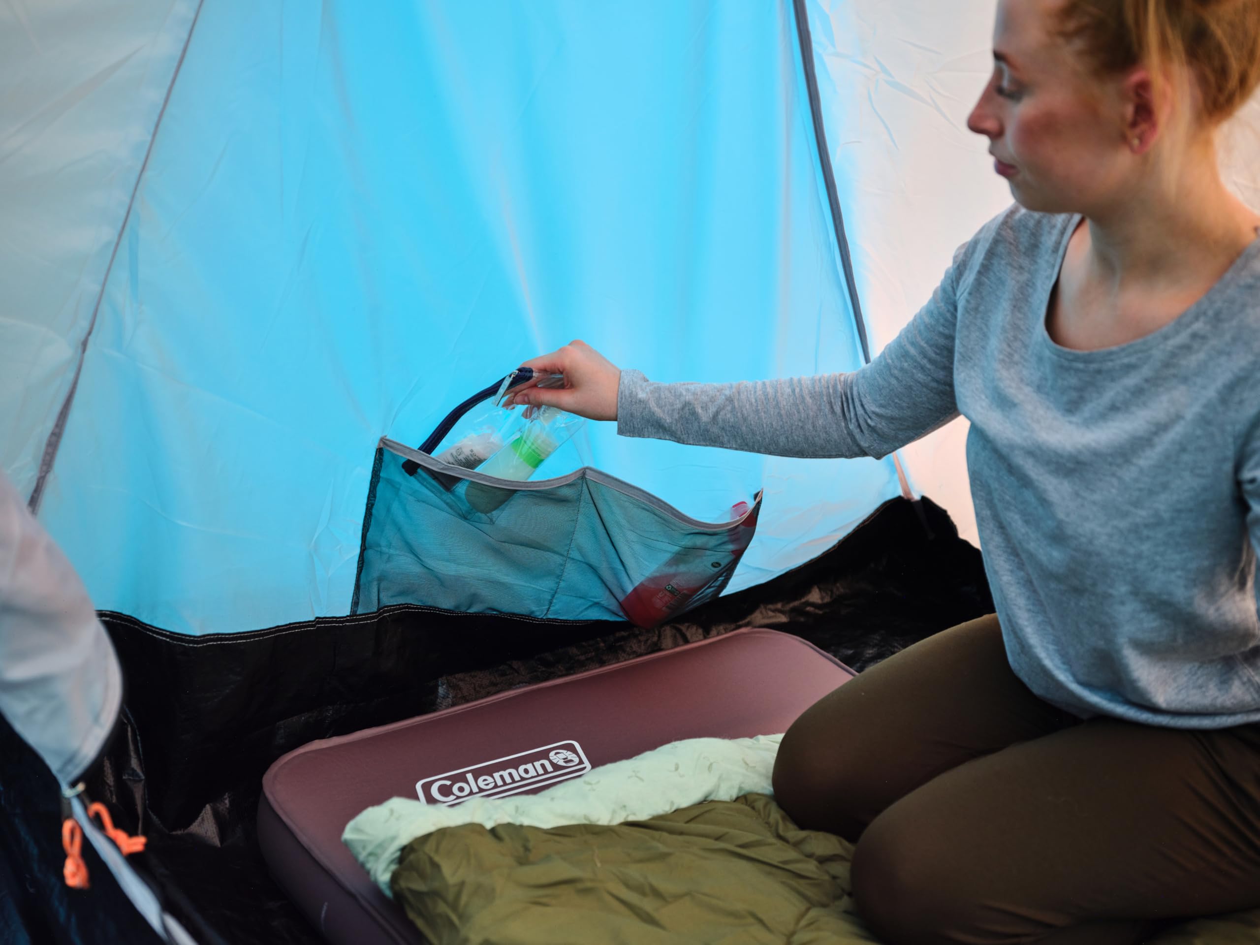 Coleman Spruce Falls 4 Tienda de campaña familiar Vis-a-Vis para 4 personas con 2 dormitorios y sala de estar de tamaño XXL opuestos | Tienda de campaña para 4 personas | Impermeable de 3000 mm |