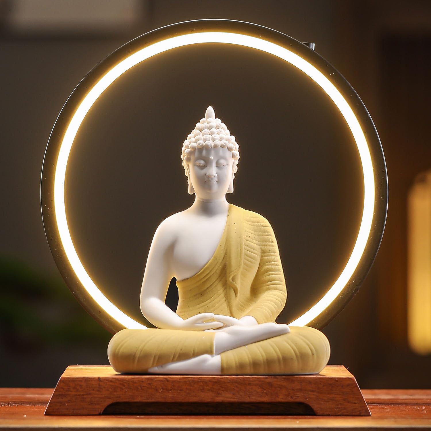 Statue de Bouddha avec lumière LED QINLANG, objet de décoration d'intérieur en céramique jaune