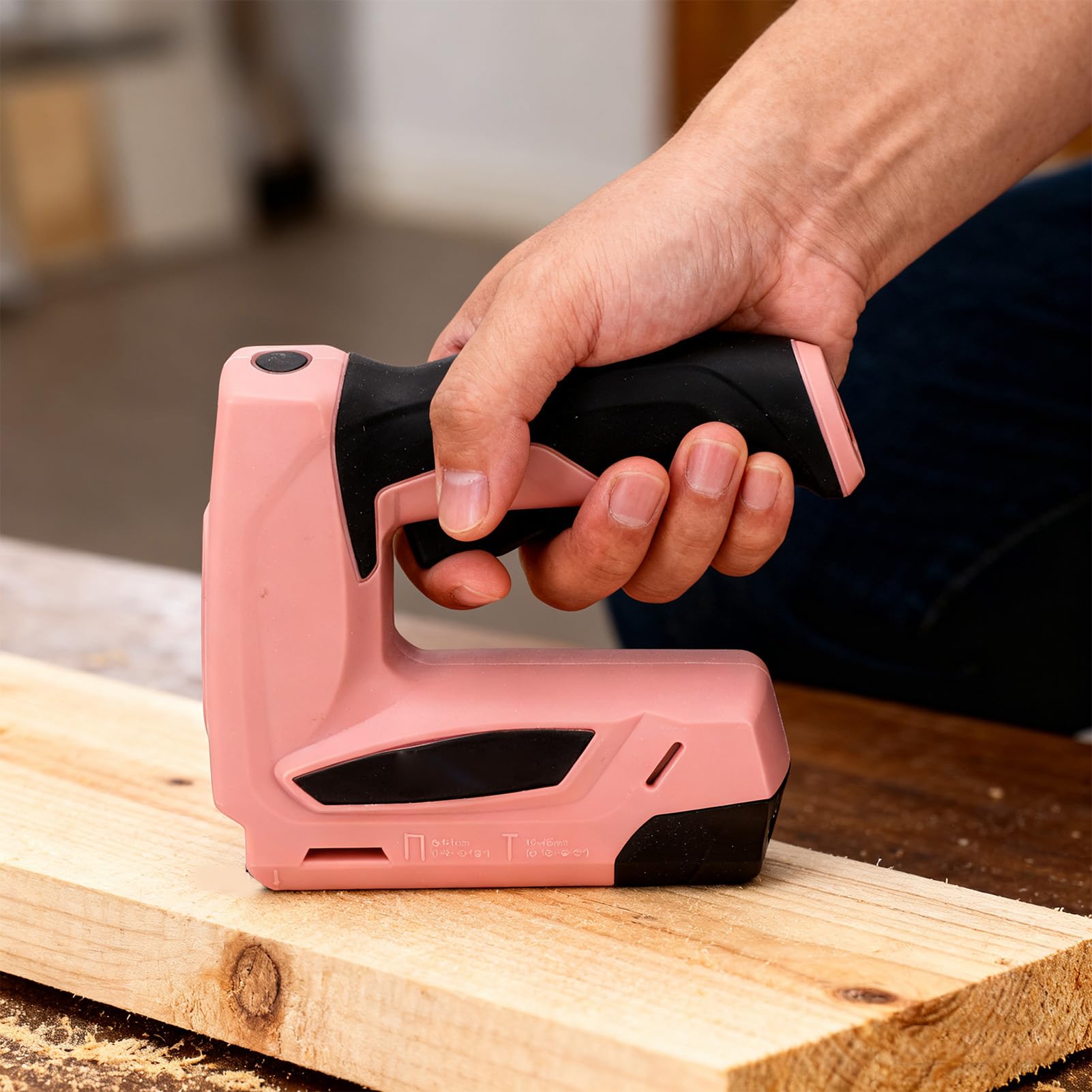 Graffatrice Elettrica, Cucitrice a Batteria Tipo U e T, Graffatrice Elettrica e Pistola Sparachiodi per Tappezzeria, Artigianato, Carpenteria, Fai da Te, Legno, Casa