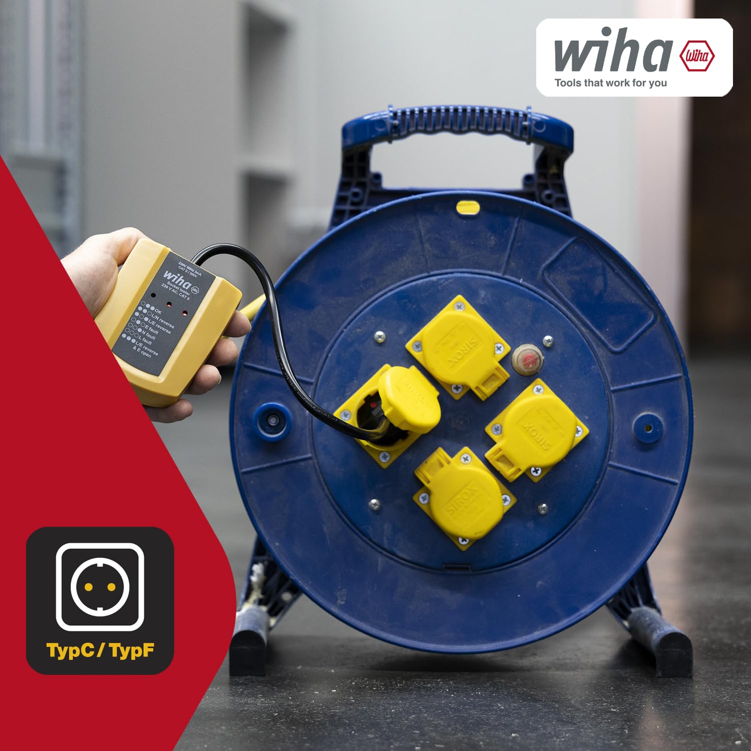Wiha Steckdosentester 230 V AC, CAT II inkl. 2x AAA-Batterien I mit flexiblem Kabel I LED-Anzeige (45220)