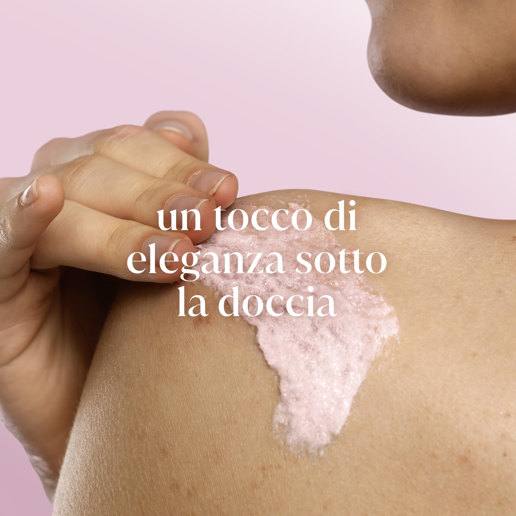 Dove Scrub Corpo Bridgerton Raspberry Rendezvous, Limited Edition, con Detergenti a Base Vegetale e ¼ di Crema Idratante, Note di Lampone e Vaniglia, Senza Solfati, 4 Confezioni da 225 ml