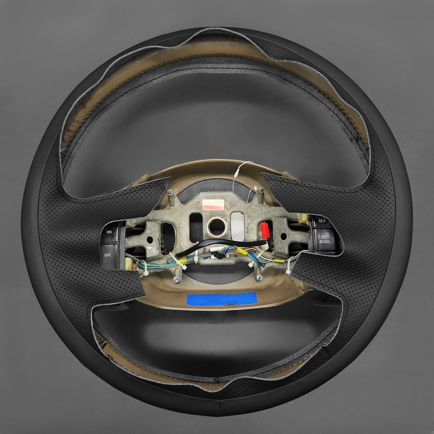 MEWANT Steering Wheel Cover for Ford F150 F250 F350 Expedition Excursion 1997-2003 Hand-Stitched Steering Wheel Wrap