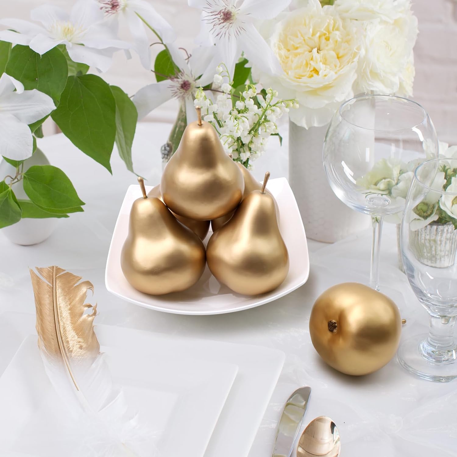6 PCS Faux Gold Pear Fruit - Artificial Fake Fruit Decorative Set, Lifelike Plastic Pears for Table Centerpiece, Home Kitchen Decor, Christmas Birthday Party Display