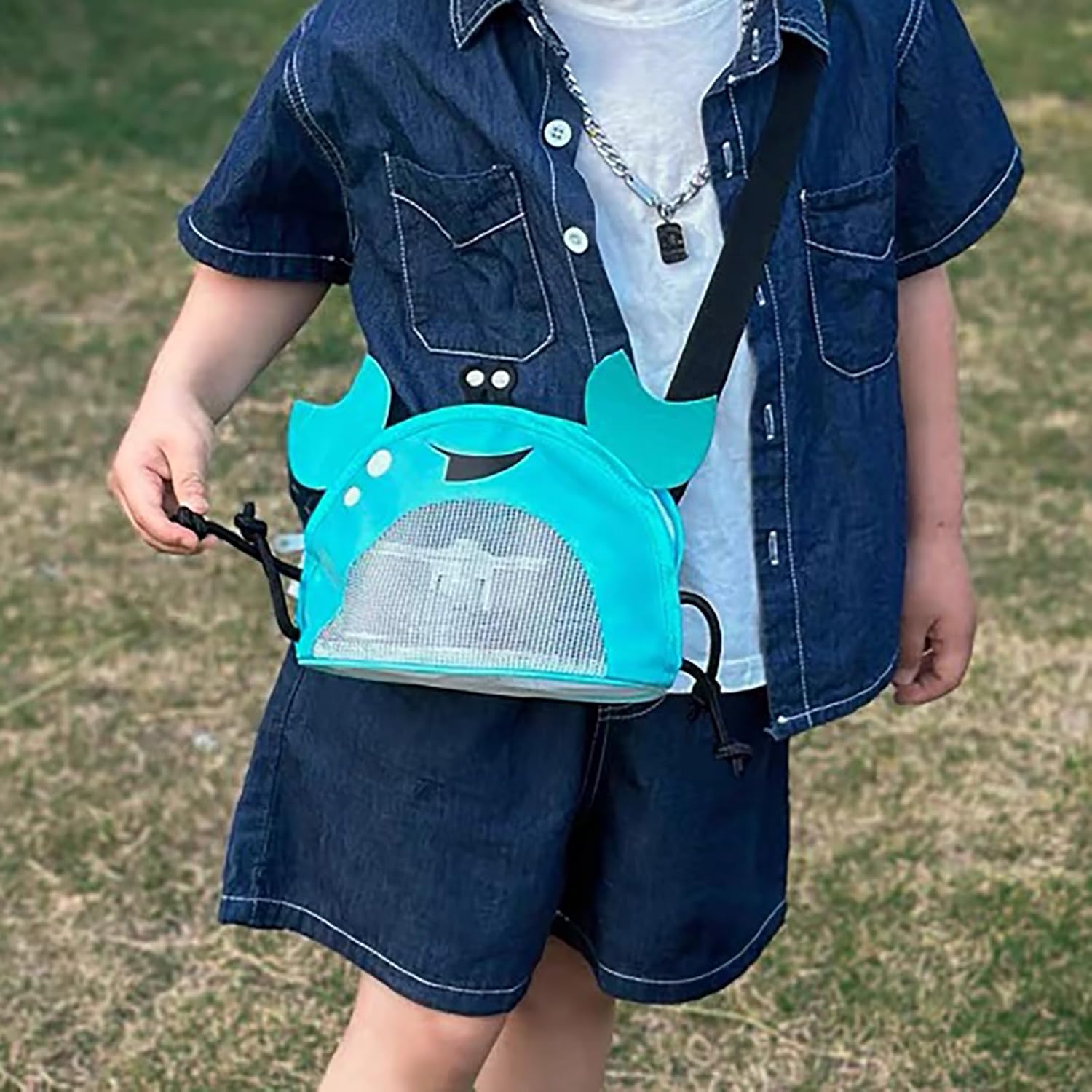 Kids Mesh Beach Bag, Cute Crab-Shaped Seashell Collecting Bag with Adjustable Strap for Holding Shell Beach Toy