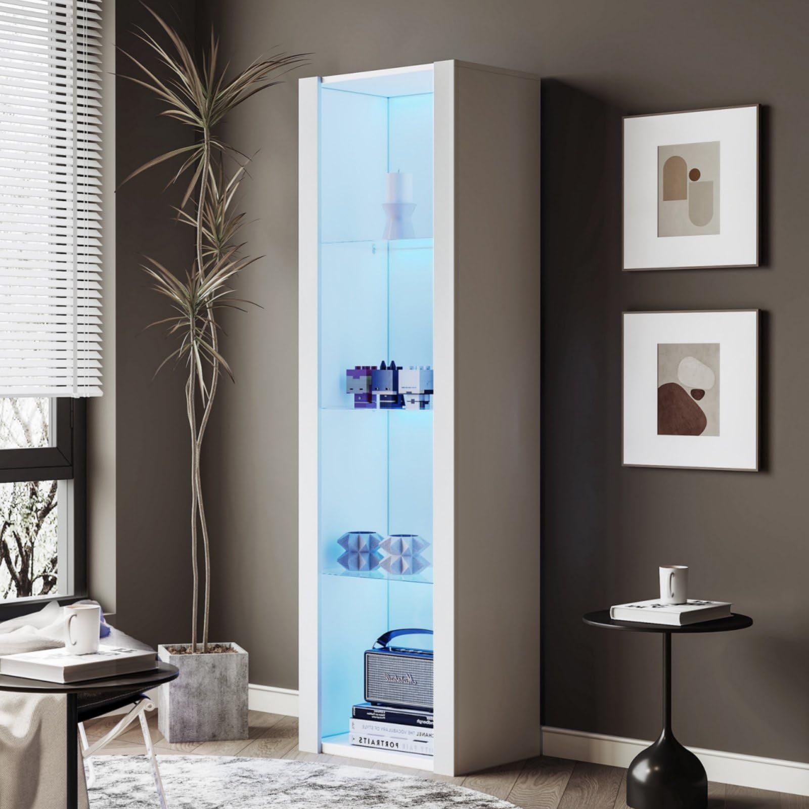 KOMHTOM Vetrina soggiorno con LED Credenza moderno, vetrina espositiva da terra con 3 ripiani in vetro per soggiorno camera da letto corridoio sala da pranzo (Bianco)