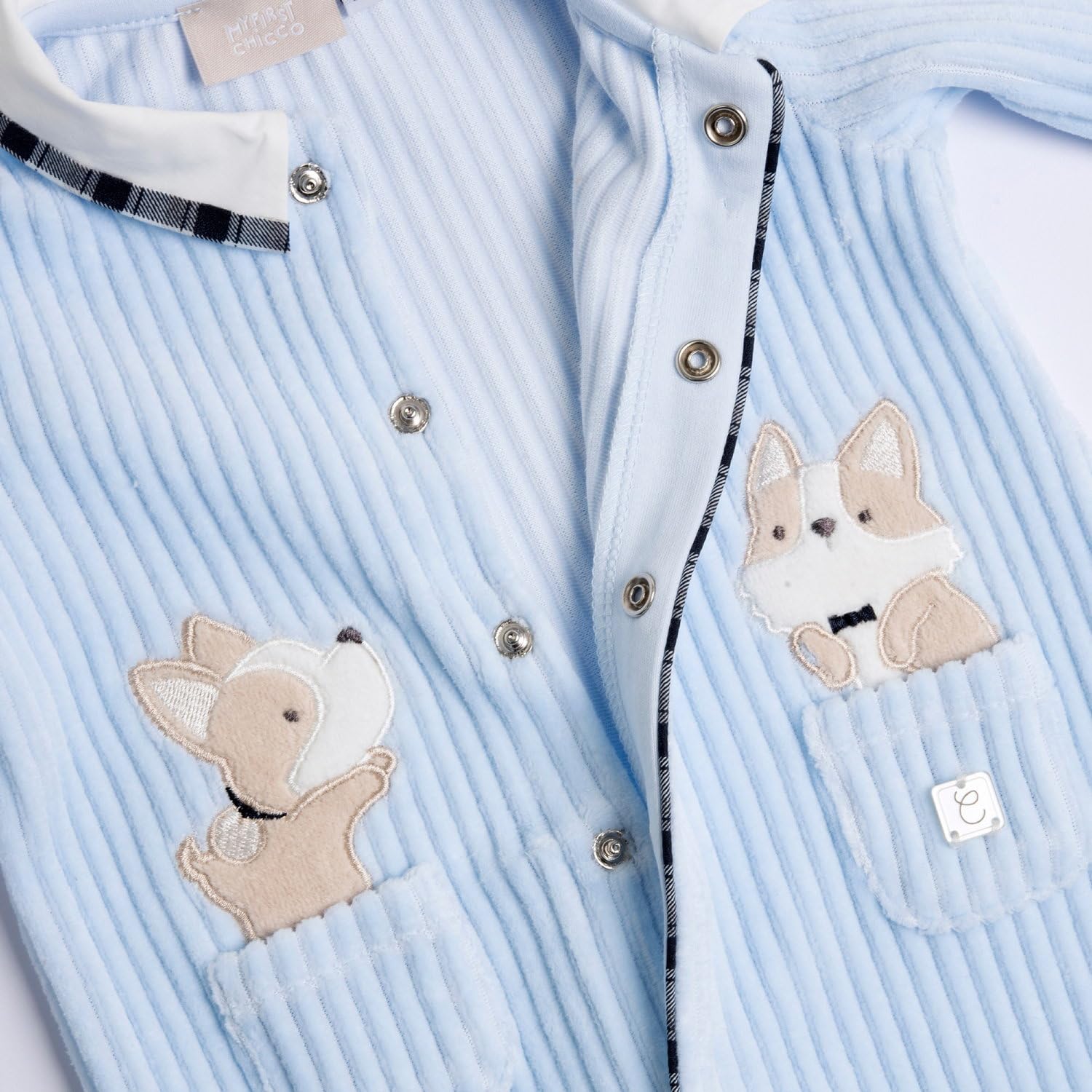 Chicco Tutina Con Apertura Frontale, Pigiamino per bambino e neonato Bimbo 0-24, Azzurro (7-1M), 0 mesi, Designed in Italy