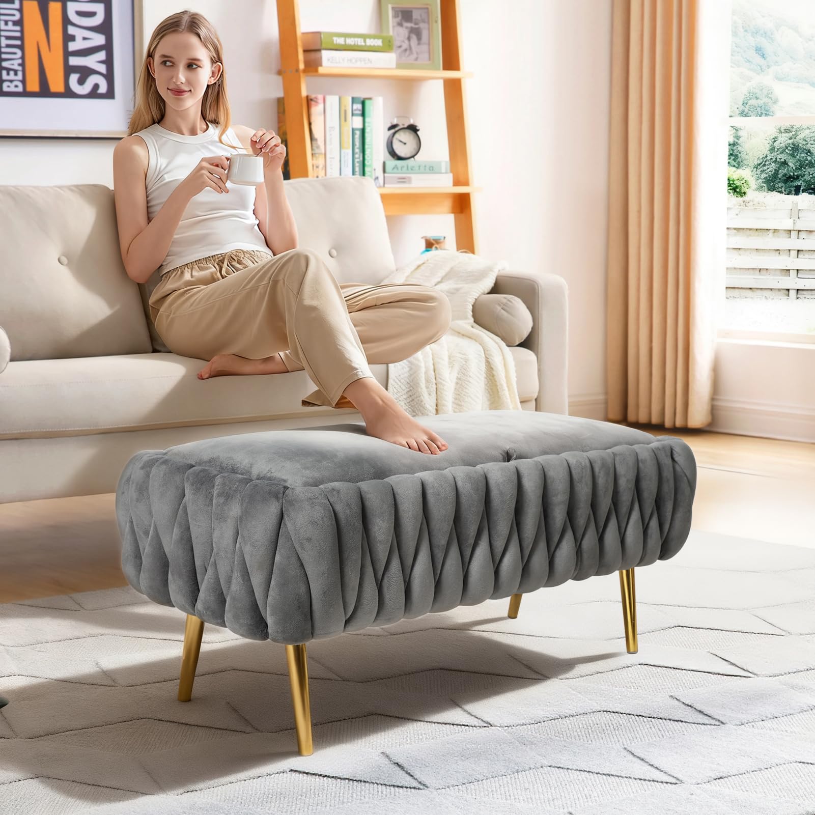 Sitzbank mit Stauraum, Samt, Bettbank Gepolstert, Sitztruhe mit Stauraum, 105 cm Gold Metallbeine, bis 300 Kg Belastbar für Flur Eingangsbereich Wohnzimmer Schlafzimmer (Grey)