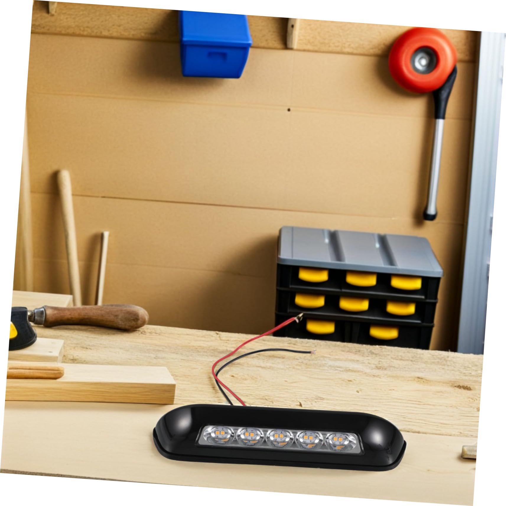 CLISPEED Luce LED da Esterno per Camper e Rimorchio, Regolazione di Tensione, Materiale Pp Resistente, per Modifiche RV e Uso All'aperto