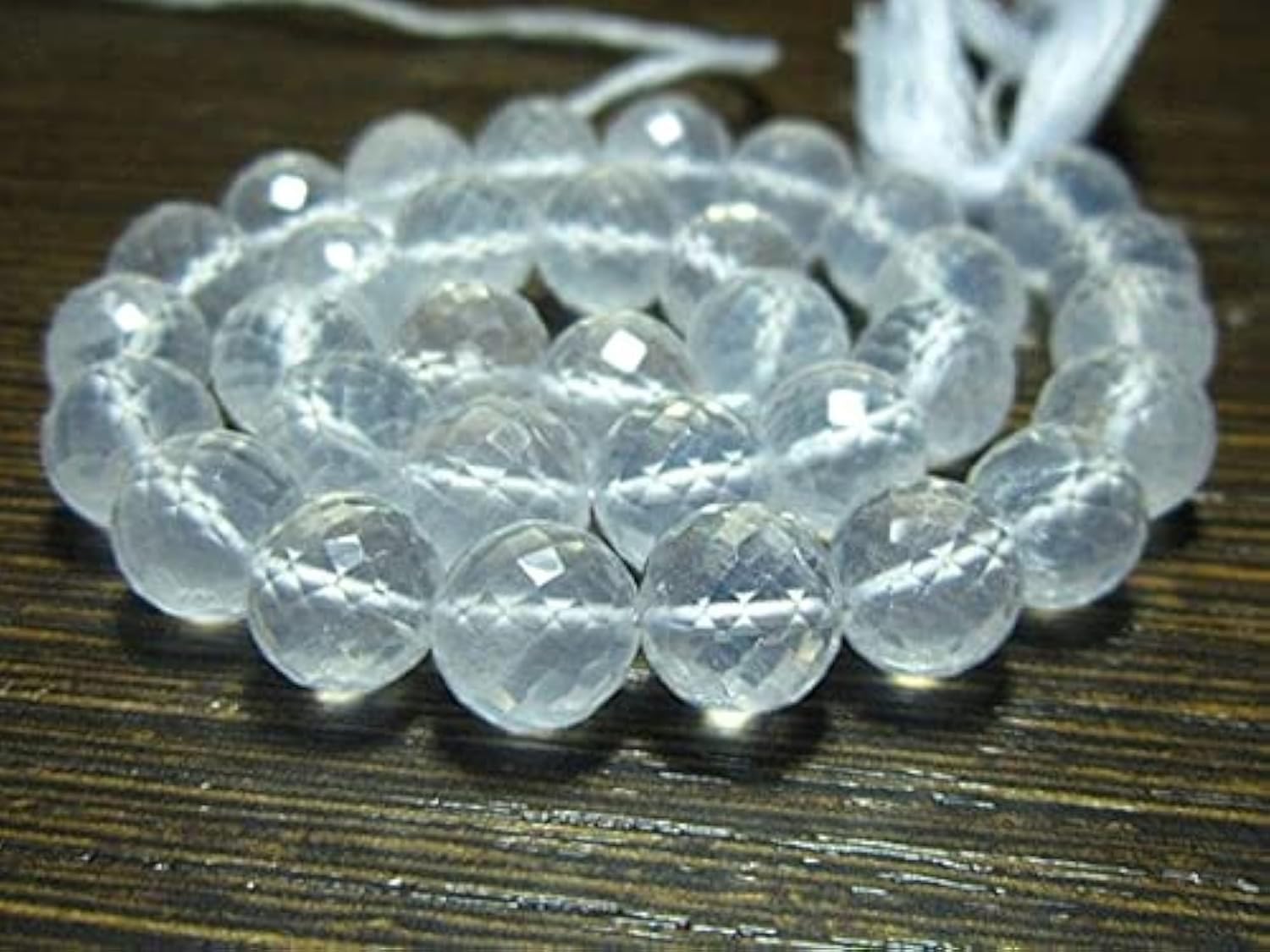Quartz de glace perles disco pour des bijoux chargés d'histoire et d'émotions