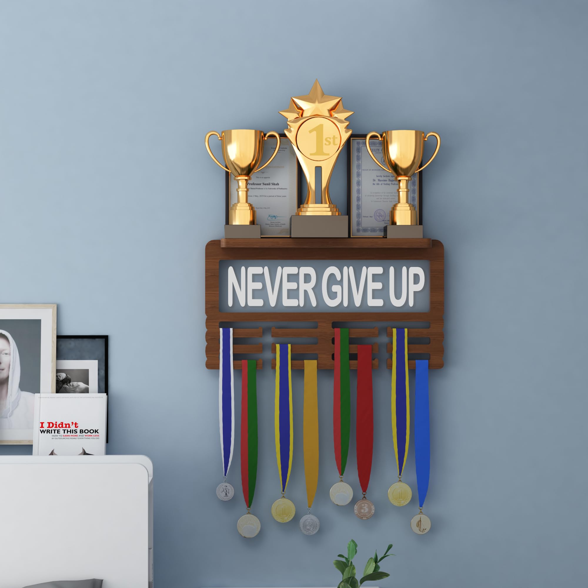 Beleuchteter Medaillenaufhänger, Ammonitenhalter für Auszeichnungen oder Bänder, Bandhalter mit Sportmotiv für die Wand, Gestell für gestaffelte Auszeichnungen