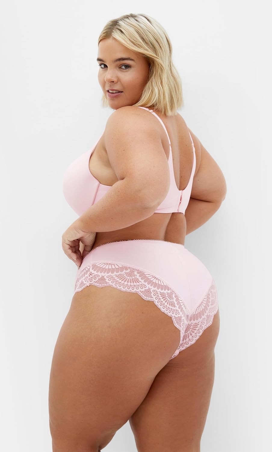 City Chic Women's Plus Size Bra - Bodycon Contour