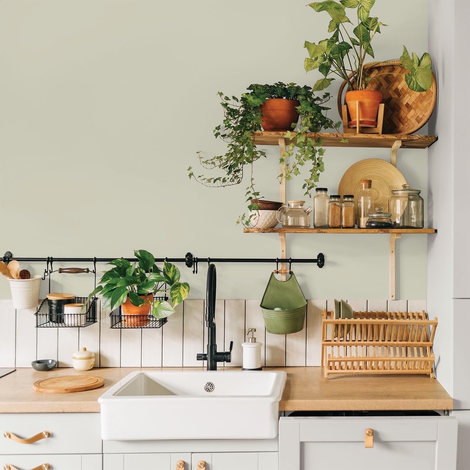 Glidden Interior Paint + Primer: Sage/French Gray Linen, One Coat, Eggshell, 1-Quart