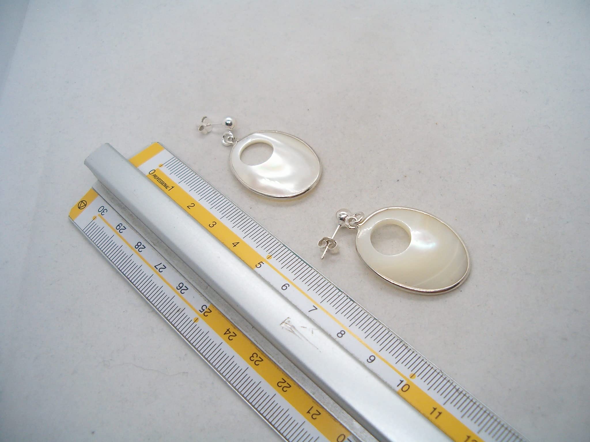 Orecchini pendenti in Argento 925 con Madreperla Bianca Naturale - orecchini con perno e farfallina - Madre Perla - Pietra -
