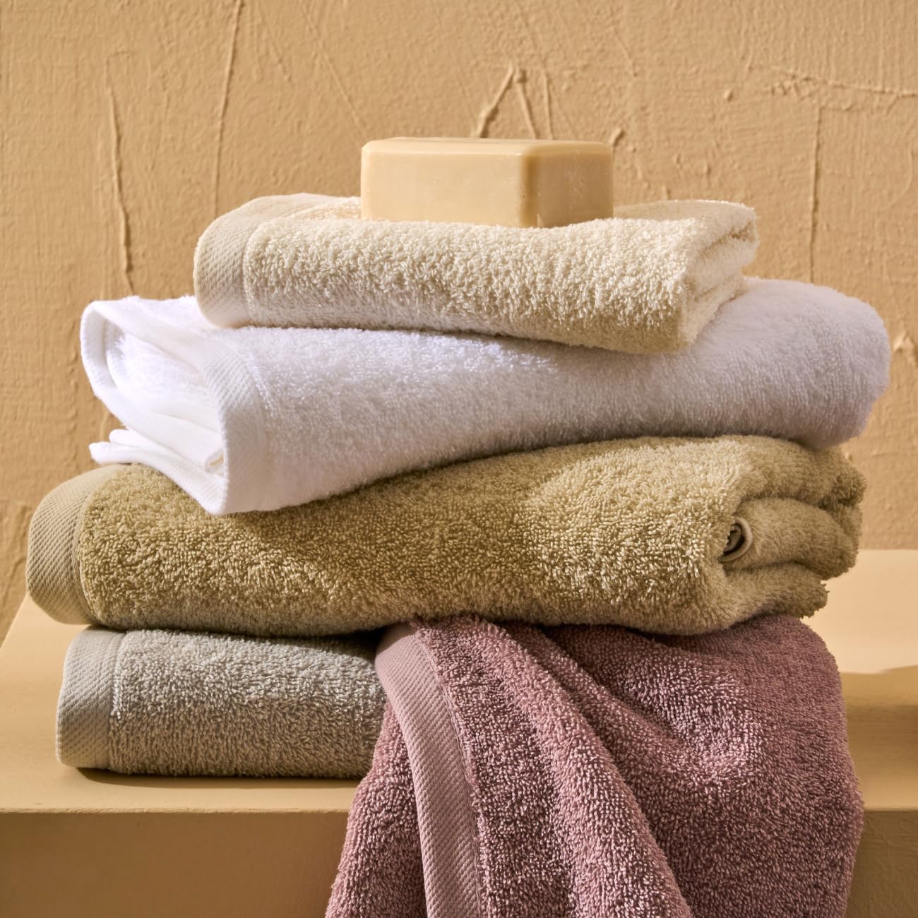 NELLA BIAGINI Telo Doccia Grande, Telo Bagno, 150x100 cm, 100% Spugna di Cotone, 420 gr/mq, per Sauna e SPA, Morbido, Assorbente, Resistente, Tinta Unita. Modello: Minerva