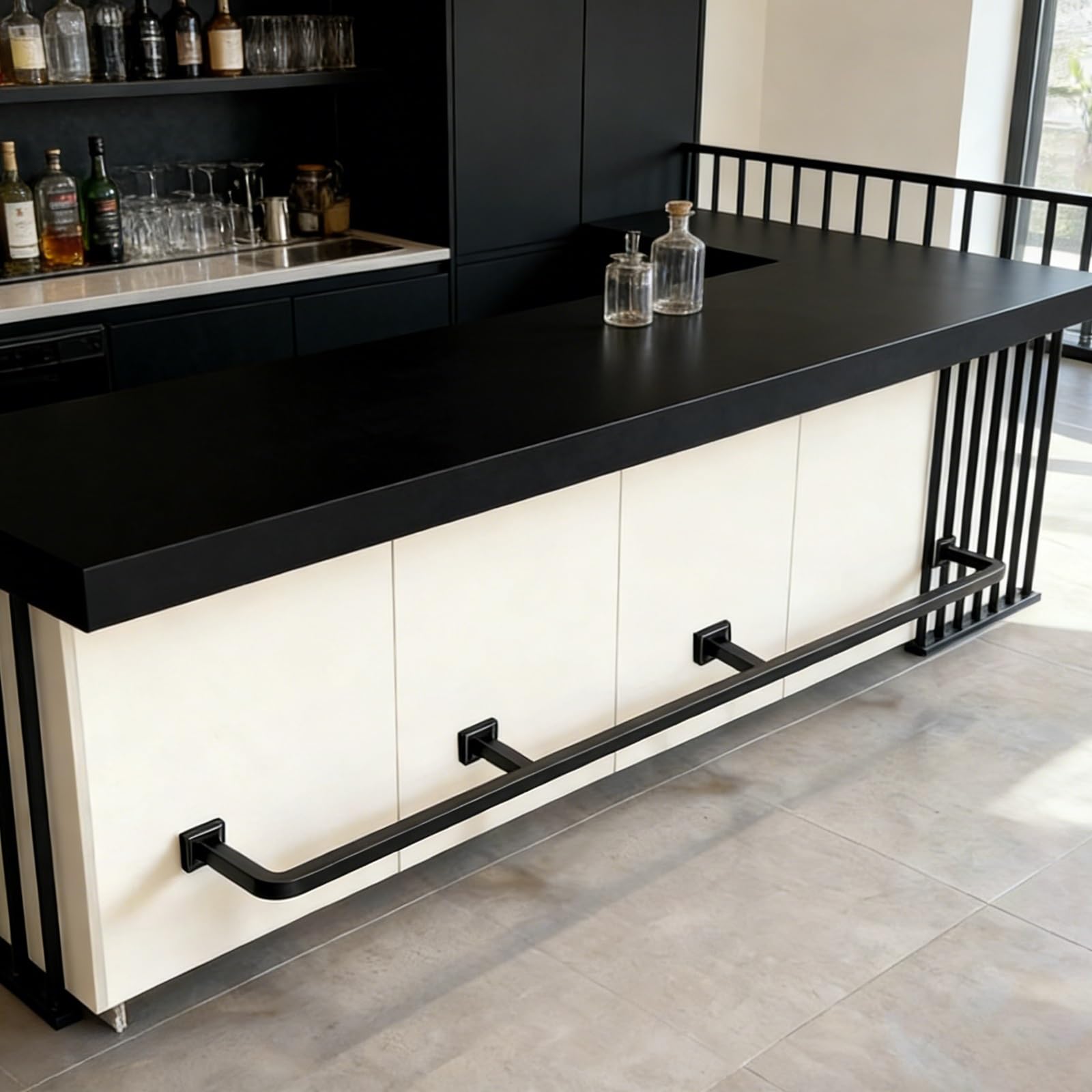 Barre de repose-pieds de bar avec matériel de fixation, barre de support robuste en acier inoxydable - 2,56 m (8,4 pi) - Idéale pour cuisines, pubs, balcons et restaurants - Noir et or - Ram