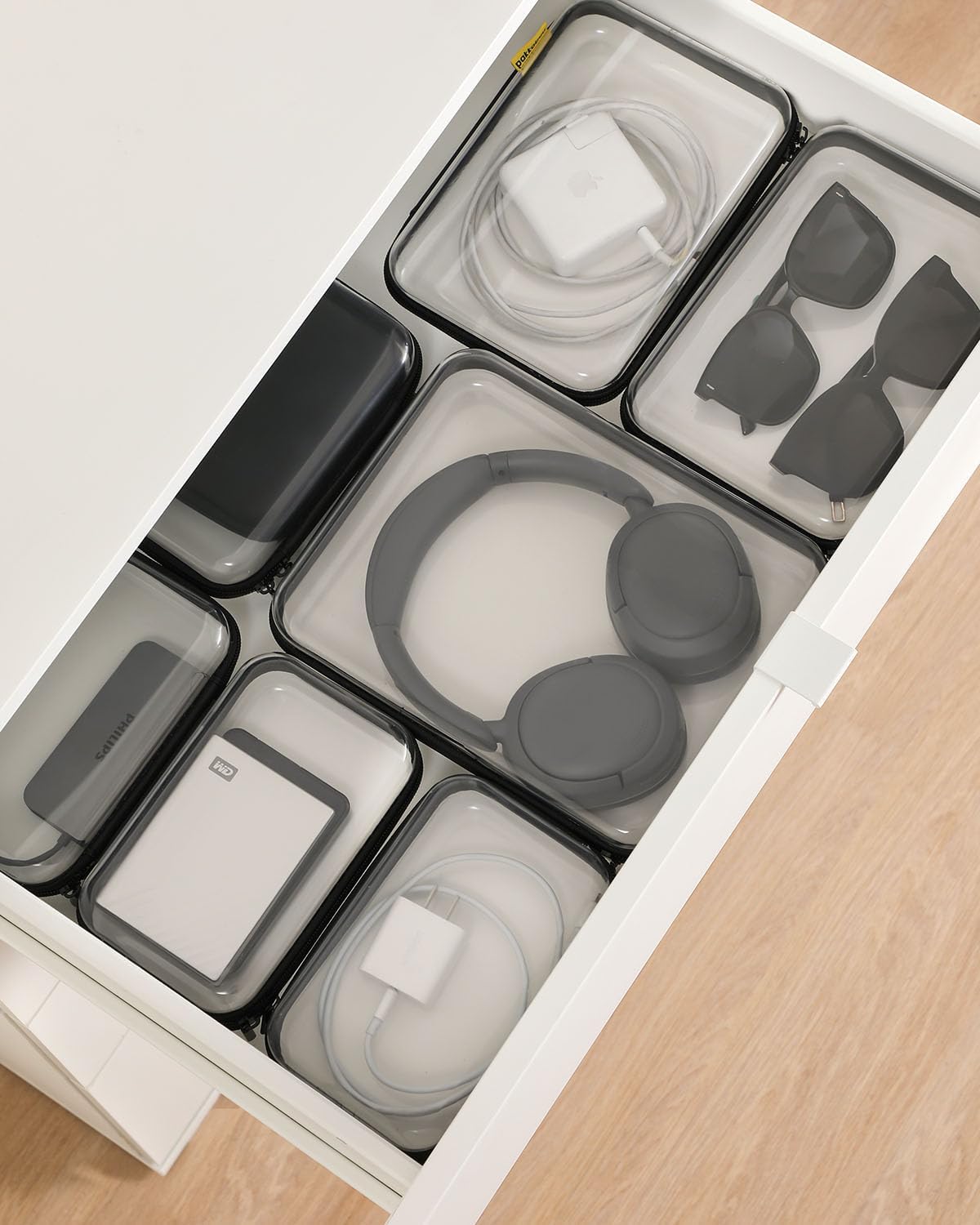 3 Pack Large Clear Hard Shell Zipper Case, Sleek Storage Case for Toy, Toiletry. Sturdy Organizing Bins For Journey Stuff, Christmas Storage Bins. - Image 3