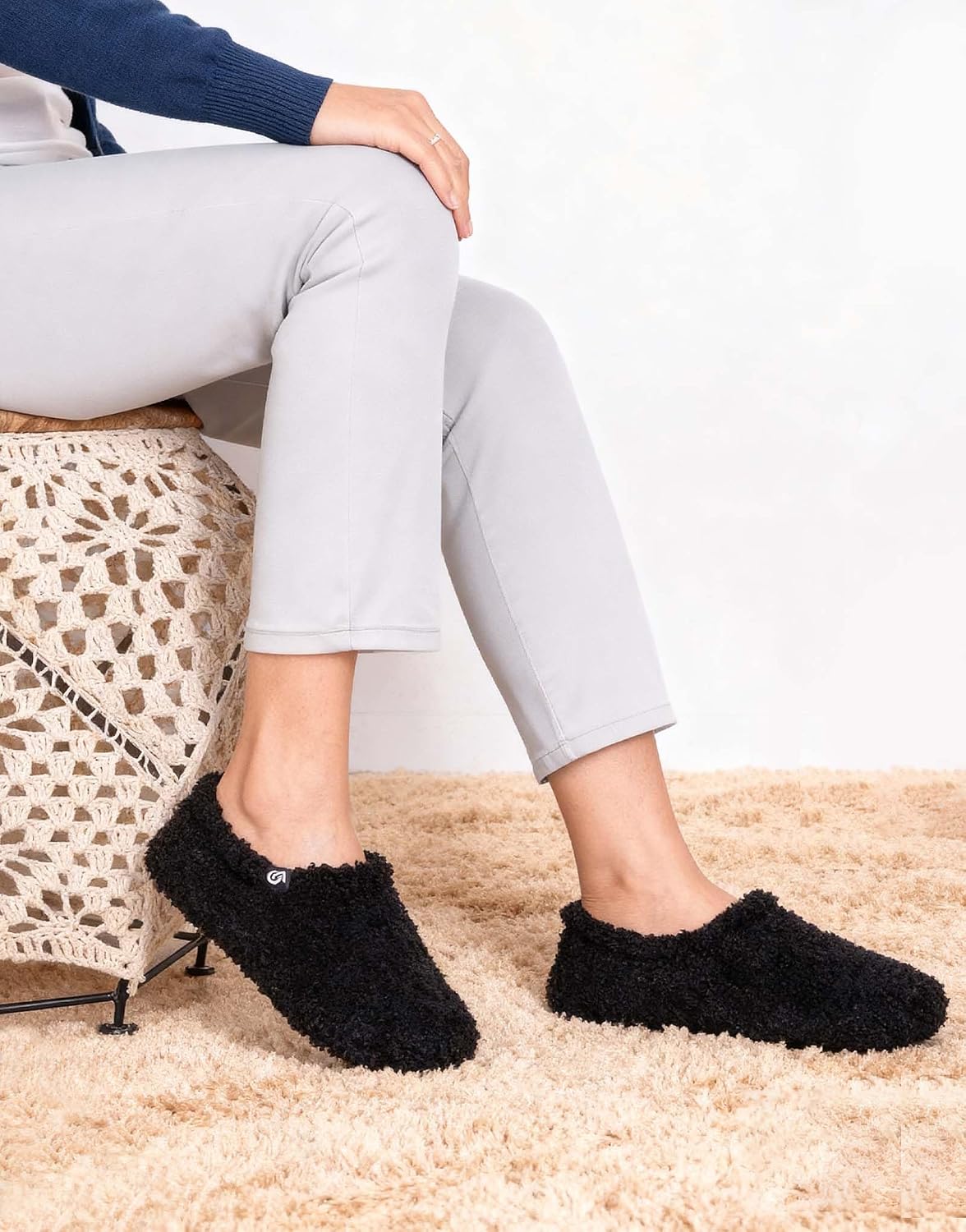 VeraCosy Women’s Memory Foam Plush Slippers, Non-Slip Cotton Slippers with Polar Fleece Lining 36/37 EU Black
