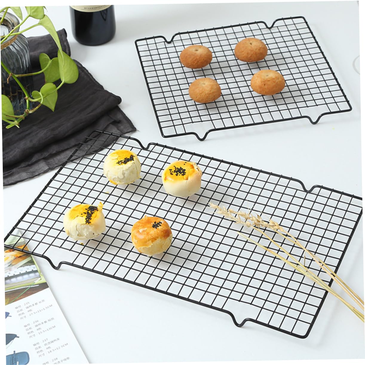 MAGICLULU 2stücke Kohlenstoffstahl Kühlgitter Backgitter für Kuchen und Gebäck Antihaftbeschichtet Robust und Langlebig für Küche