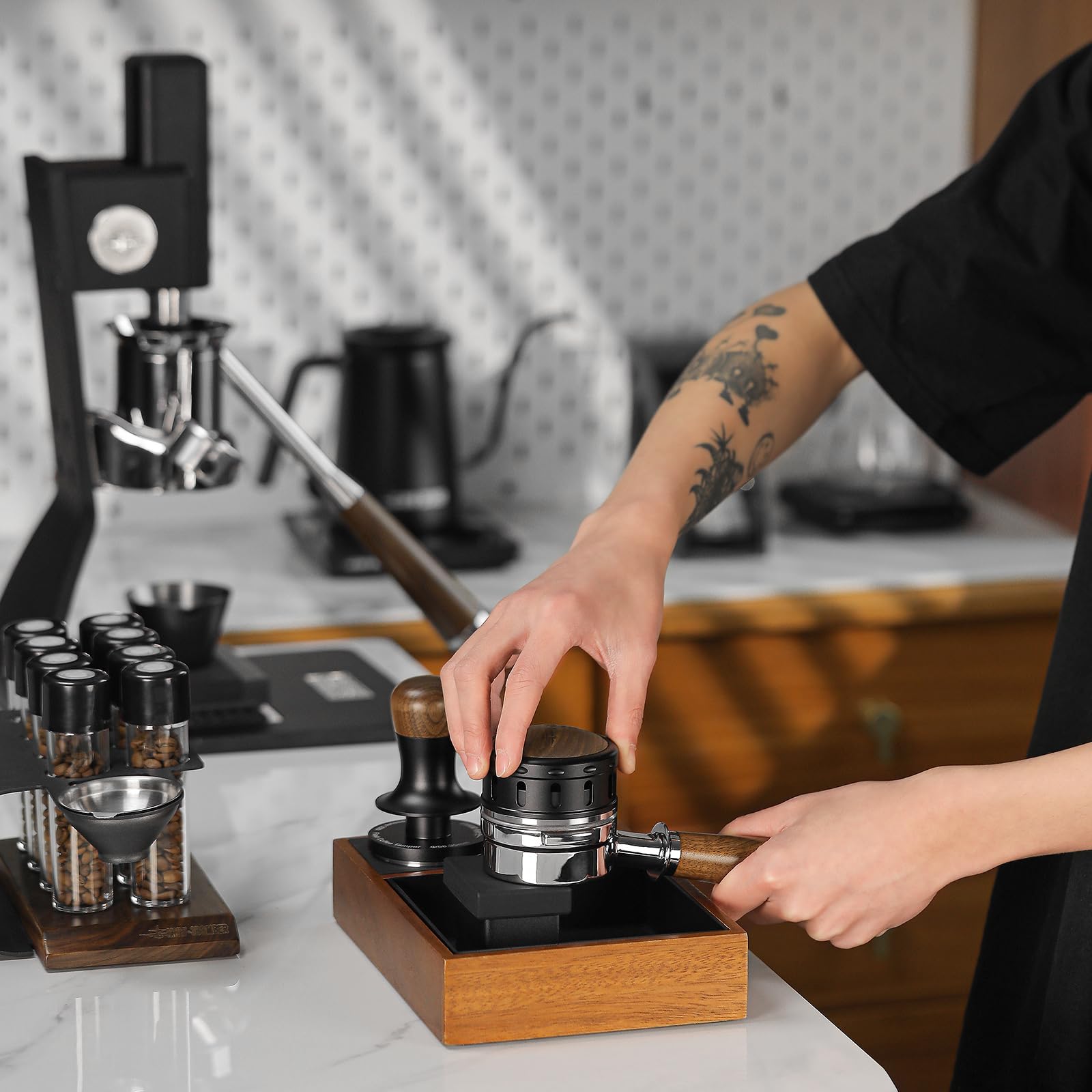 MHW-3BOMBER Bottomless Portafilter 54mm - Compatible With Breville Barista Express/Pro/Touch