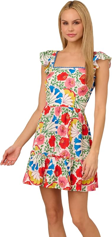 Vestido corto sin mangas aleteo