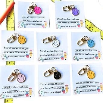 Set of 5/25/50 First Day of School Gifts for Students, Variety Pack of Keychains for Students, Welcome to Your New Class