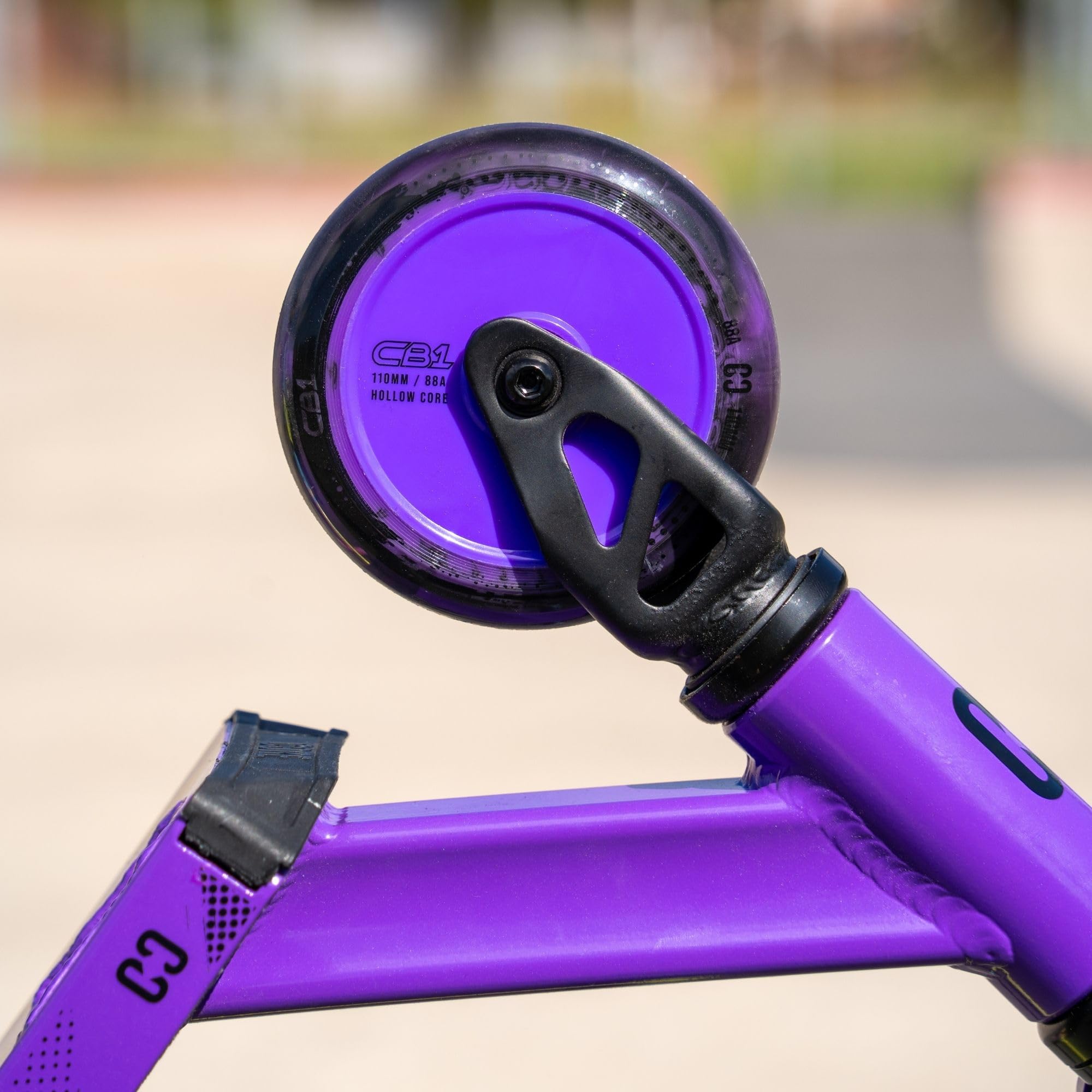 CORE CB1 Trottinette de cascades pour débutants à partir de 6 ans - Trottinette pour tricks freestyle avec roues de 110 mm - Trottinette professionnelle pour adolescents et enfants - Violet/noir