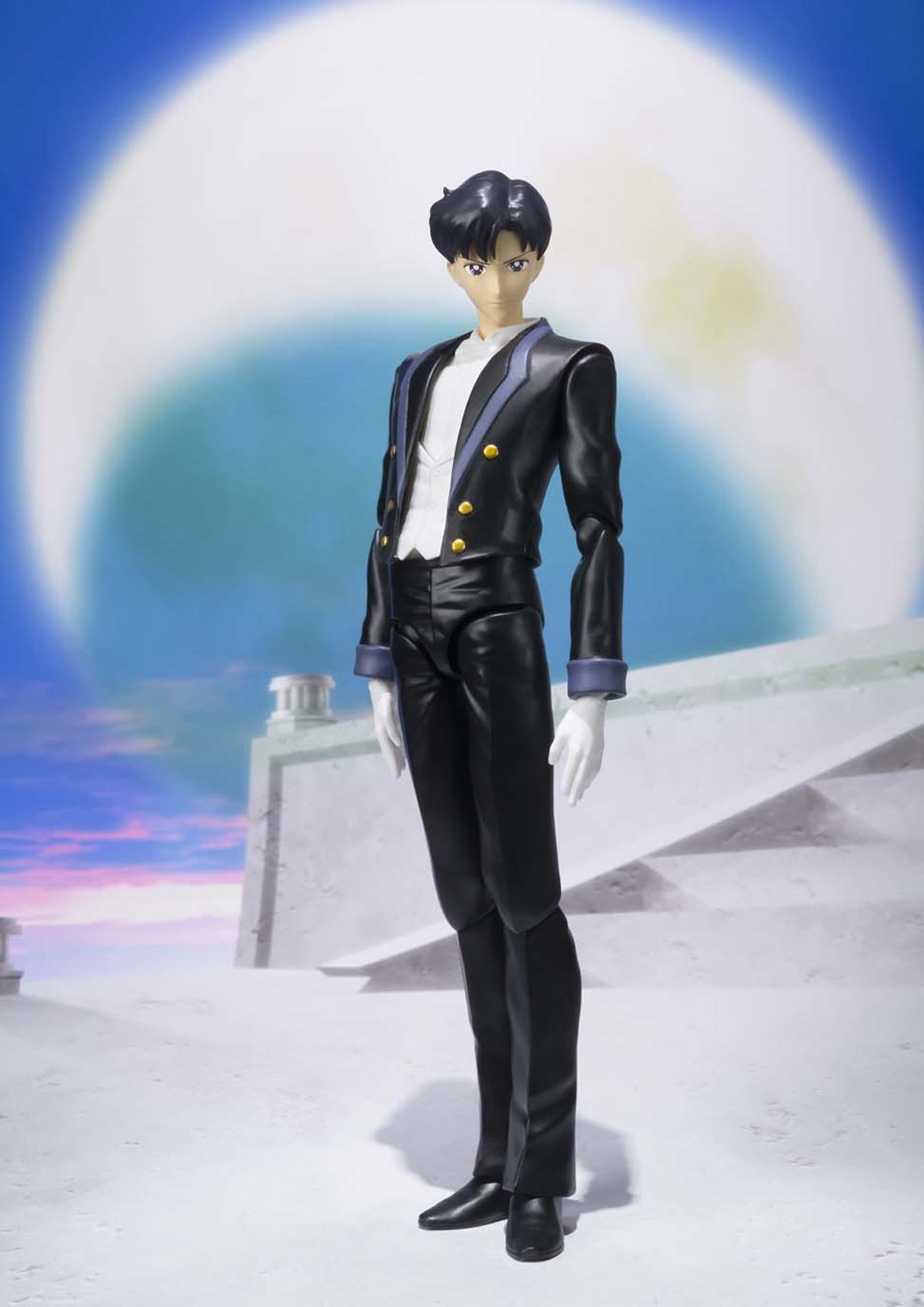 Amazon.co.jp: TAMASHII NATIONS S.H.フィギュアーツ タキシード仮面 