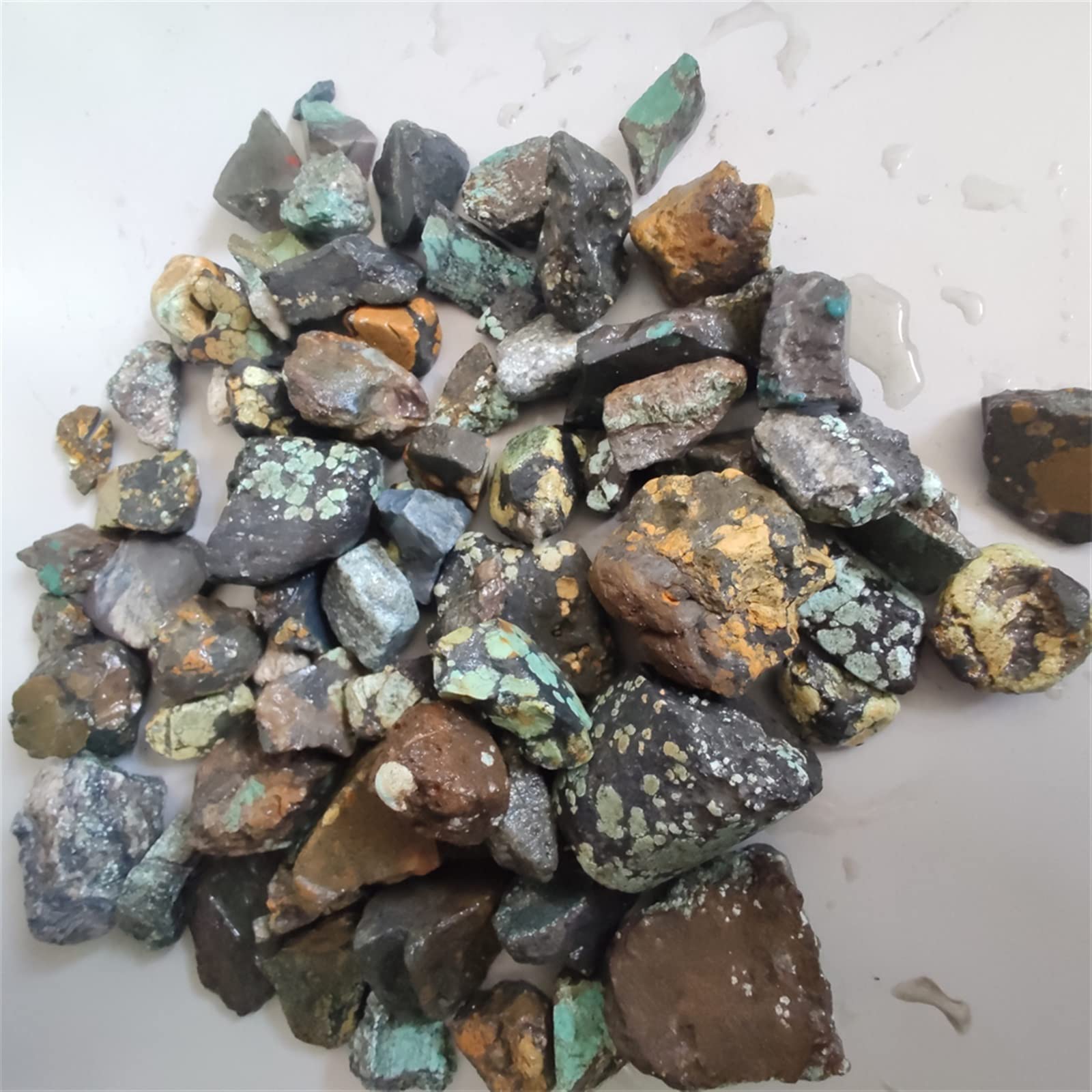 Cristal Natural en Bruto 100g 0.5-3cm Piedra Turquesa Natural Piedra Preciosa Real Piedra de Acuario Grava Piedra Irregular Cristal ERTEYIN