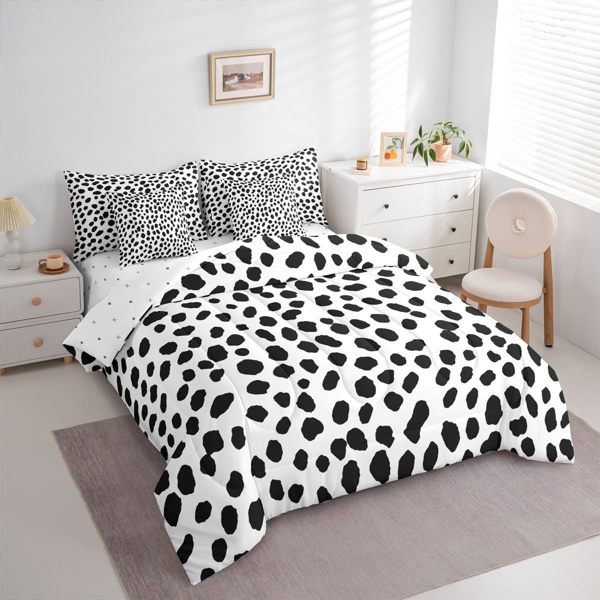 Black and White Polka Dot Queen Comforter Set Minimalists Boho Modern Bed in a Bag with Flat and Fitted Sheet Watercolor Aesthetic 7-Piece Bedding Set Graffiti Geometric Abstract Quilt Duvet Sets