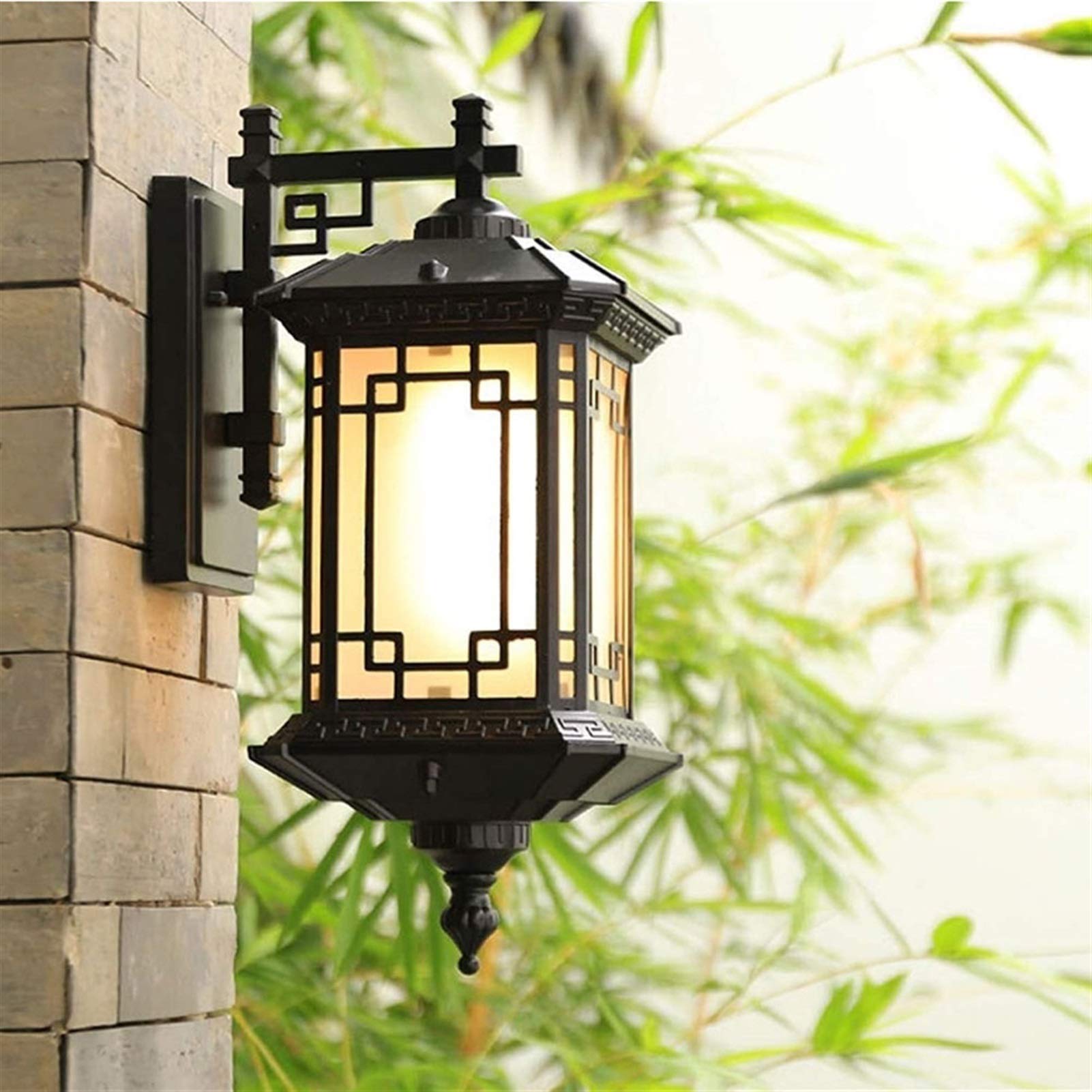 Retro Black Metal Wall Scone IP65 Wodoodporne szkło matowe Zewnętrzne gniazdo E27 Socket for Garden Courtyard Balcony Indoor Staircase Ambient Illuminacja