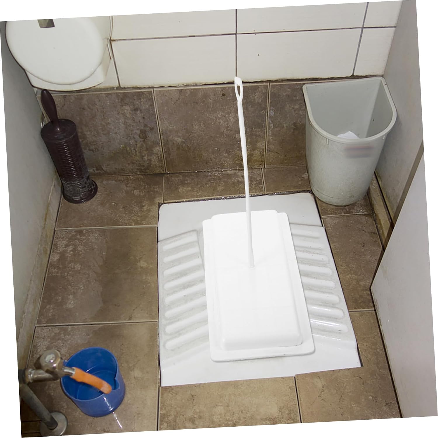 Squat Toilet Lid Cover Handle Odor Design for Bathroom Removable Plastic Squat Pan Lid for Public Toilets White