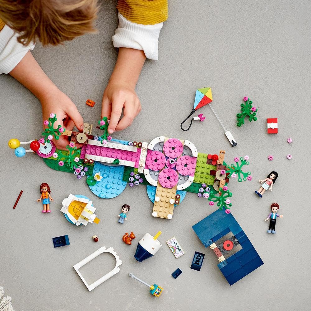Legofriends Heartlake City Park 41447 Building Kit 432 Pieces
