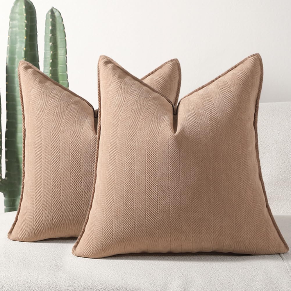 Housse de coussin 45x45 cm rouille en chenille pour rénover la déco de votre canapé