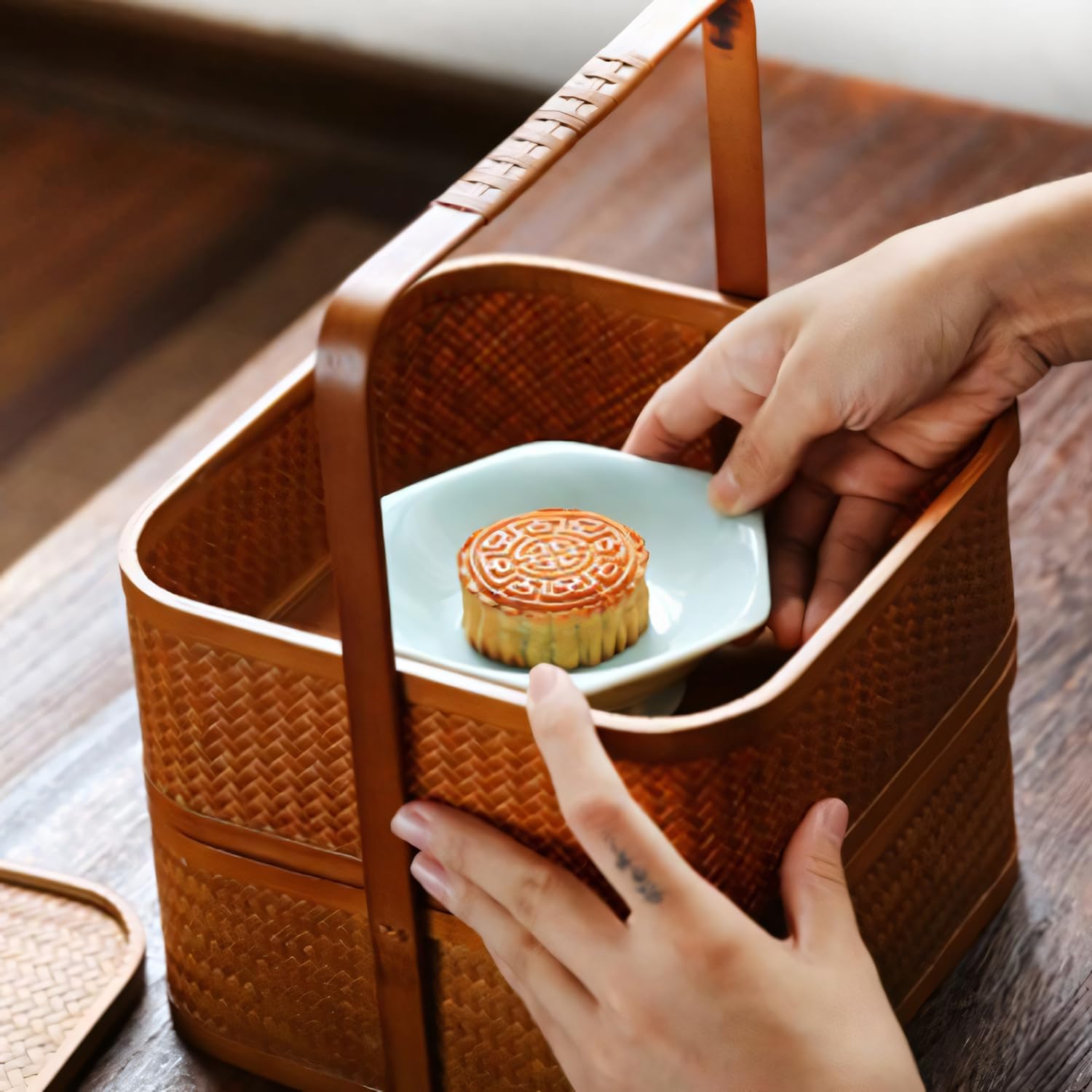 Amazon｜清境 Craft 自然素材にこだわった竹かご ハンドル付き 二段 