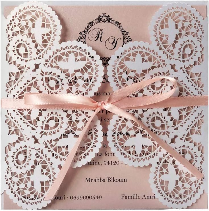 WISHMADE 50 Kit Inviti Di Nozze Con Taglio Laser - Bianco E Rosa Con Fiocco E Pizzo - Completi Di Buste E Adesivi - 2