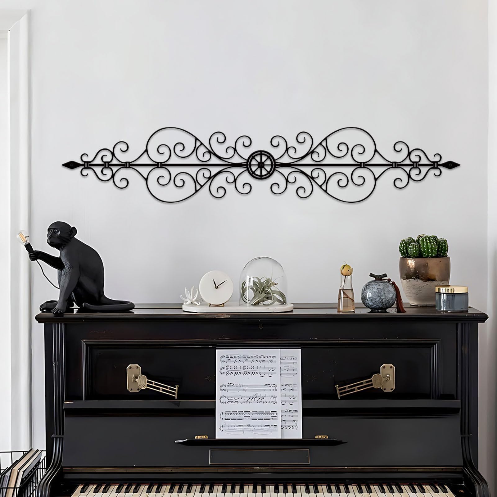 ruelen Metal Scroll Wall Decor Rustic Iron Wall Medallion Small Traditional Metal Scroll Wall Art for Home Living Room Front Porch Above Door Hallway Entryway Decoration