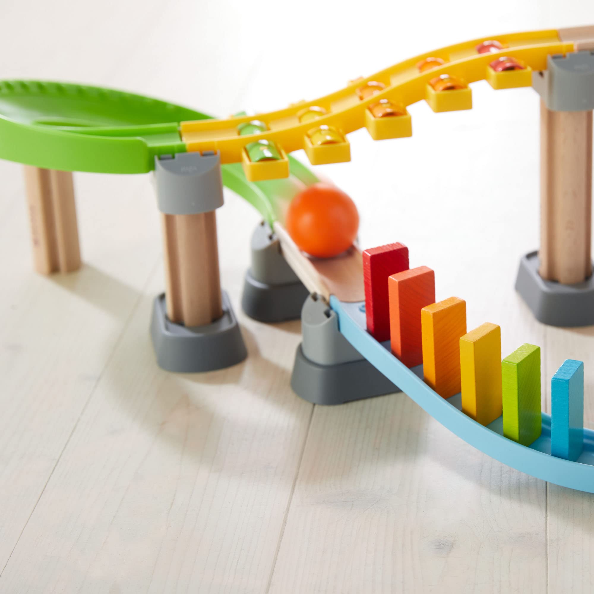 HABA 306744 - Kullerbü Kugelbahn Melodie-Domino, Erste Kugelbahn Grundpackungen ab 2 Jahren, made in Germany Bunt