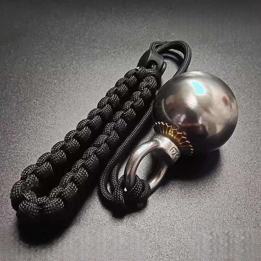 Eisenkugeln für das Kampfsporttraining mit Paracord-Armband