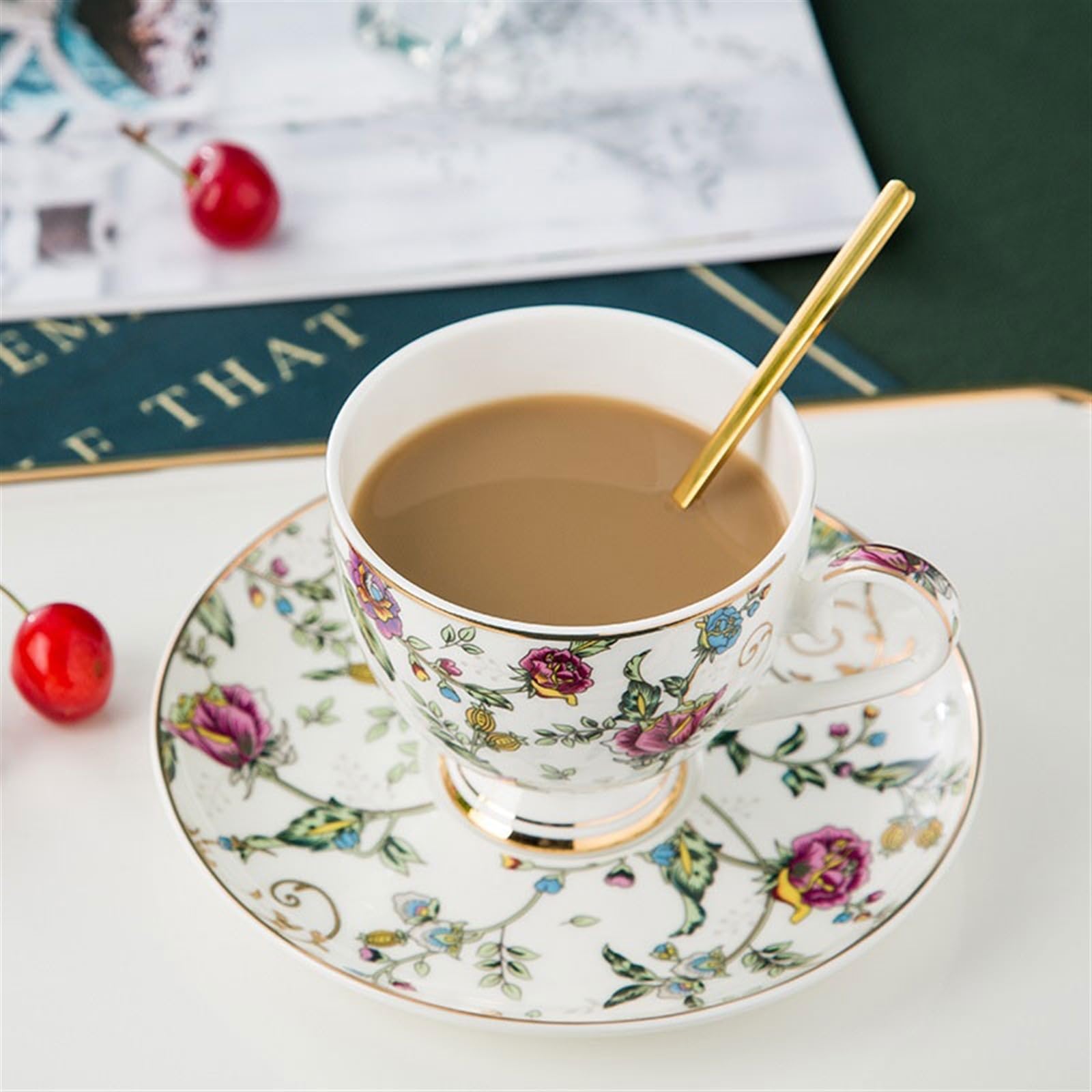 kubek do kawy kubki porcelana kostna zestaw filiżanek do kawy popołudniowa herbata chiński prosty złoty brzeg zestaw do herbaty ceramiczne angielskie czarne filiżanki do herbaty i spodki świąteczne