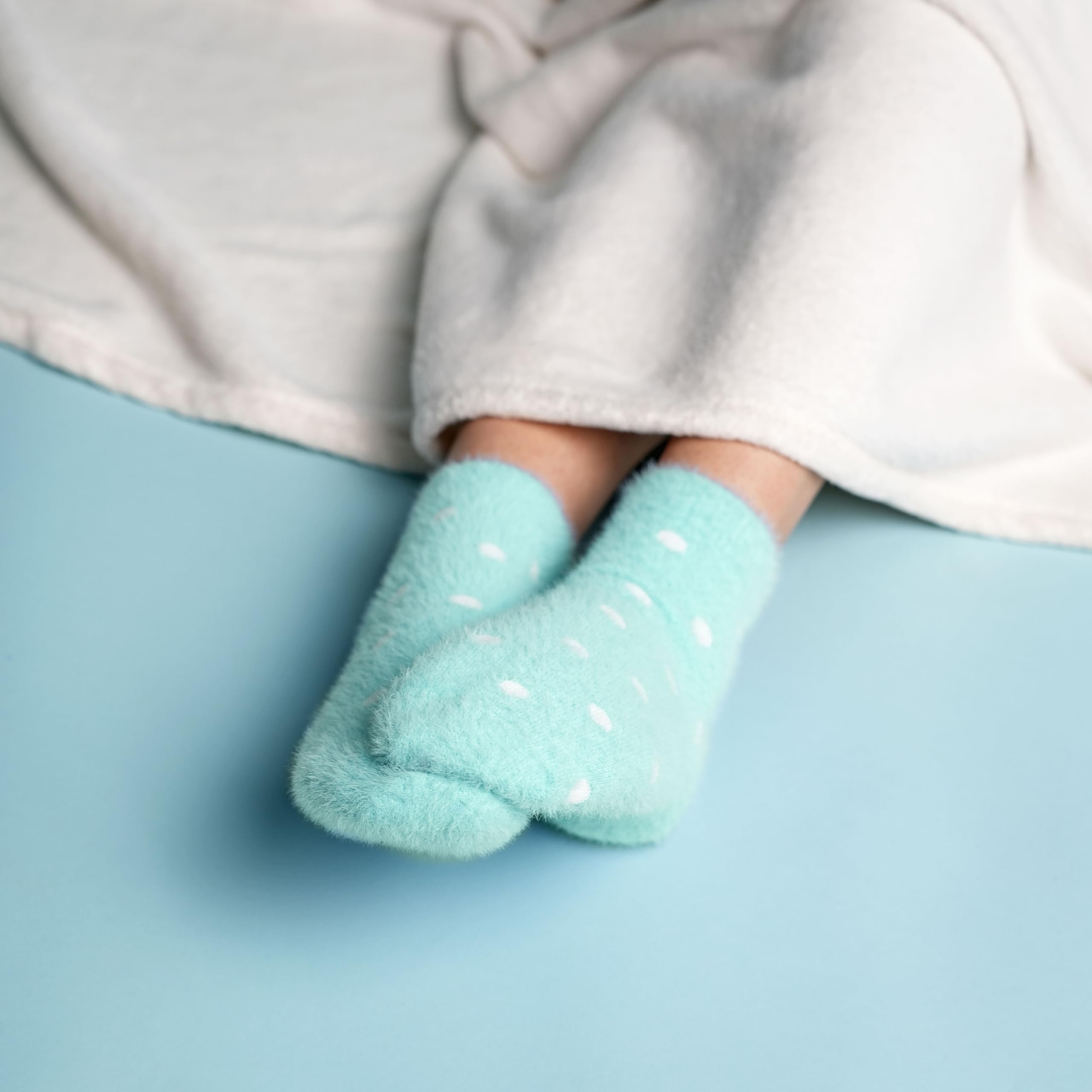 Supersox Crew Length Fuzzy Thermal Control Socks for Women, Breathable, Anti Odour & Moisture Absorbent with a Extra Durable Welt, Ideal For All Day Wear (Pack Of 3) 1