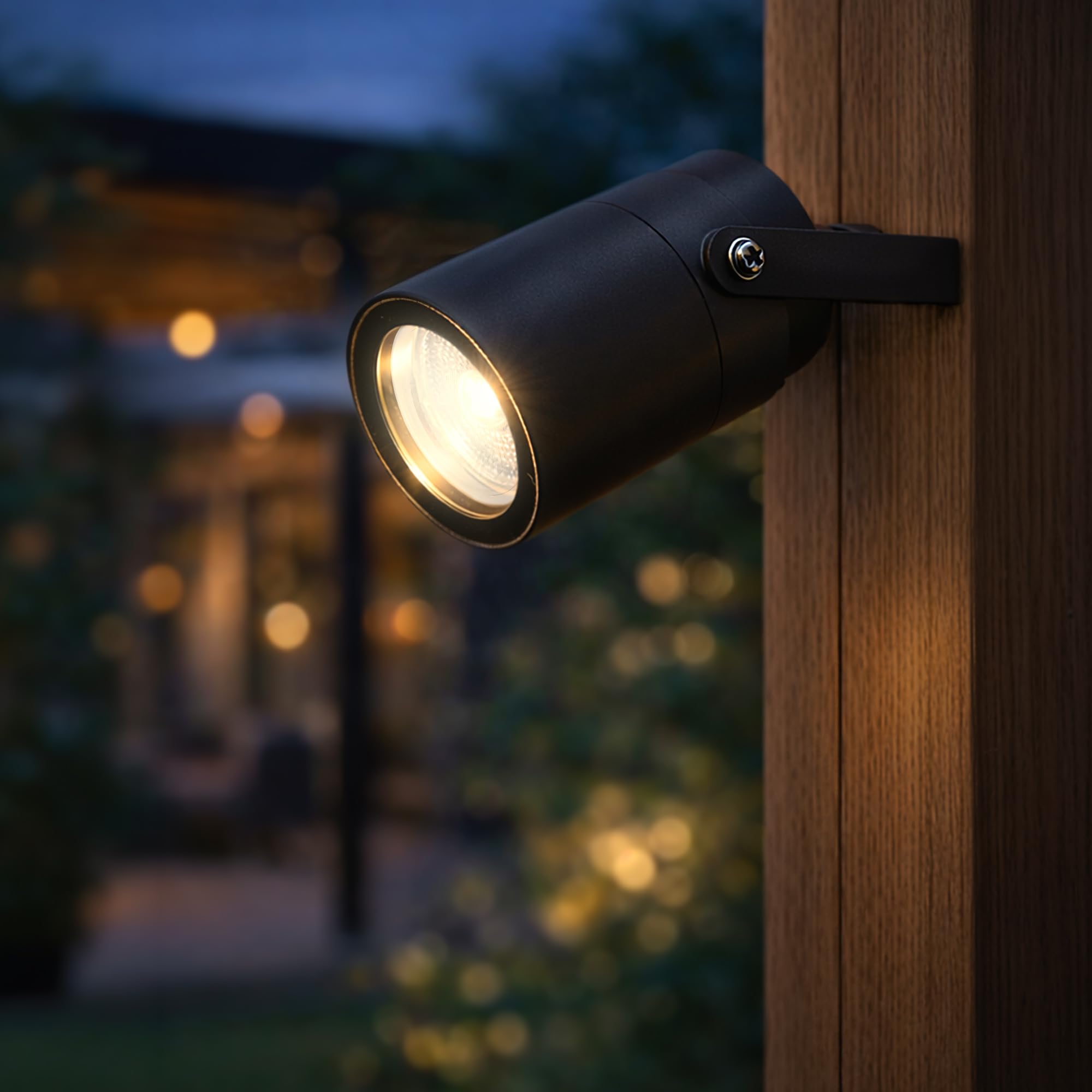 SSC-LUXon 4x KALOA Gartenstrahler mit GU10 Fassung schwenkbar - indirekte Gartenlampe IP44 mit Erdspieß & Kabel für den Direktanschluss an 230V